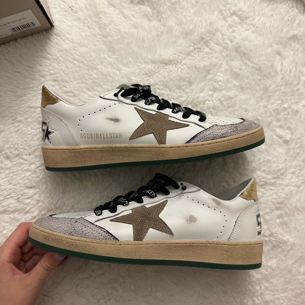 Golden Goose Ball Star White and Natural Beige with Green Bottoms Size 39